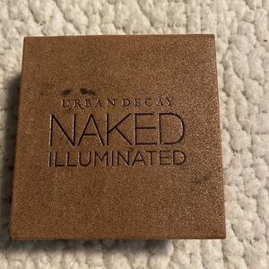Naked illuminated powder